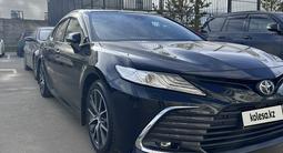 Toyota Camry 2021 годаfor16 800 000 тг. в Алматы – фото 2