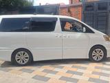 Toyota Alphard 2004 года за 7 500 000 тг. в Семей