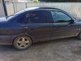 Opel Vectra 1997 года за 800 000 тг. в Актобе – фото 3