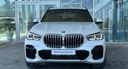 BMW X5 2021 года за 39 000 000 тг. в Алматы – фото 3