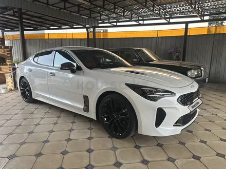 Kia Stinger 2022 года за 17 000 000 тг. в Алматы – фото 2