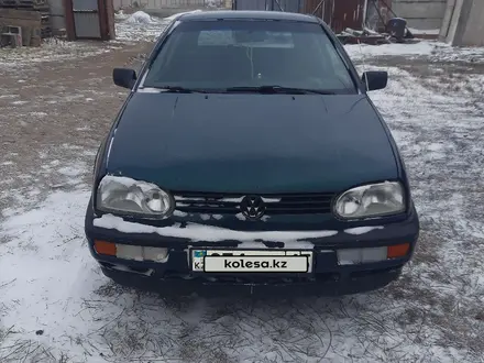 Volkswagen Golf 1996 года за 1 600 000 тг. в Астана