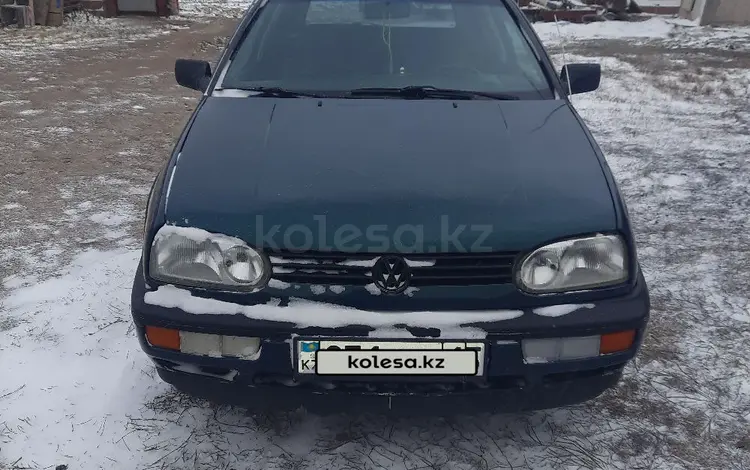 Volkswagen Golf 1996 года за 1 600 000 тг. в Астана