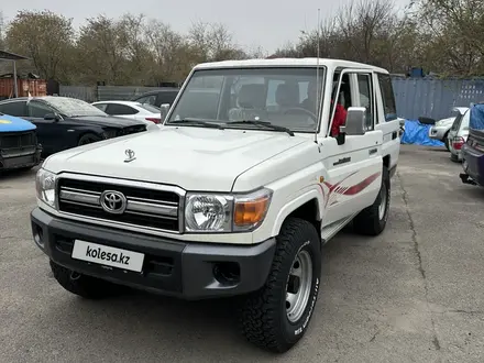 Toyota Land Cruiser 2009 года за 17 000 000 тг. в Алматы