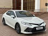 Toyota Camry 2021 годаfor15 500 000 тг. в Актобе