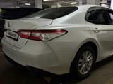 Toyota Camry 2020 годаүшін12 300 000 тг. в Алматы – фото 3