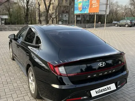 Hyundai Sonata 2019 года за 10 000 000 тг. в Алматы – фото 8