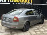 Skoda Octavia 2012 годаүшін2 400 000 тг. в Атырау – фото 4