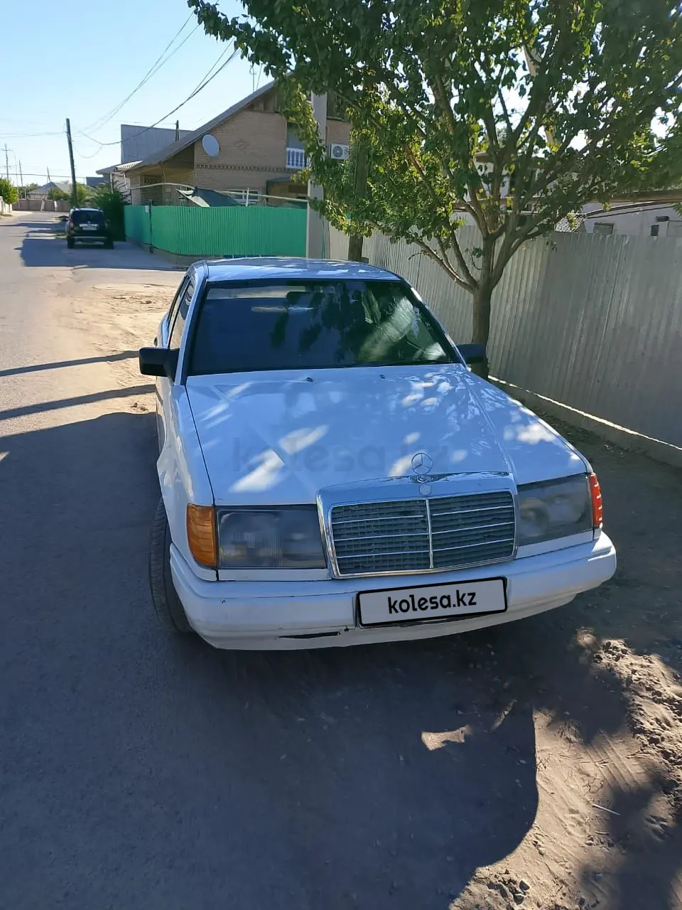 Mercedes-Benz E-Class, 1987