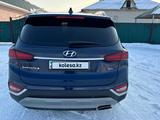 Hyundai Santa Fe 2019 года за 13 500 000 тг. в Усть-Каменогорск – фото 3