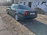 Mercedes-Benz C 200 1997 года за 1 900 000 тг. в Петропавловск – фото 4
