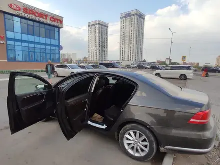 Volkswagen Passat 2014 года за 9 000 000 тг. в Астана – фото 6