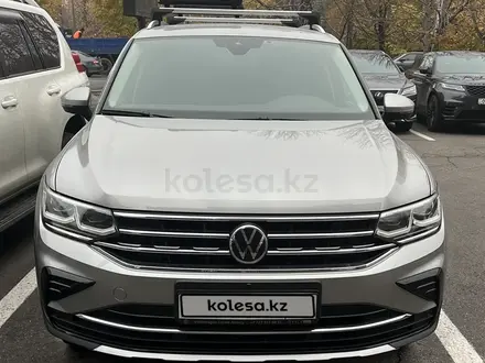 Volkswagen Tiguan 2021 года за 18 000 000 тг. в Атырау – фото 37