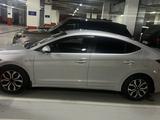 Hyundai Elantra 2018 годаүшін6 200 000 тг. в Астана – фото 2