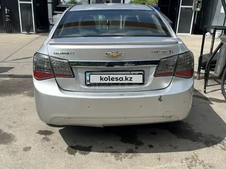 Chevrolet Cruze 2010 года за 3 000 000 тг. в Алматы – фото 3