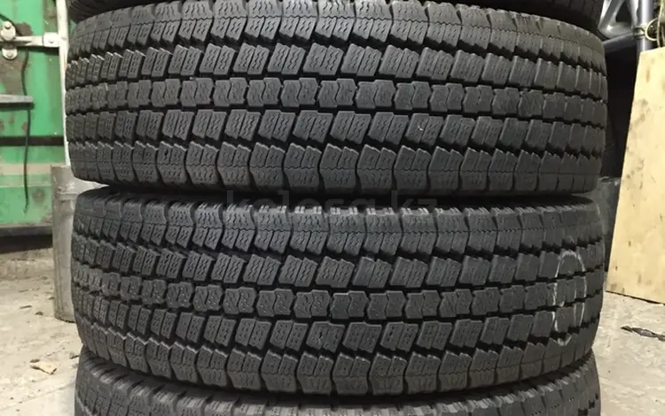 Резина грузовая 205/65 r16 109/107L LT Toyo из Японии за 27 000 тг. в Алматы