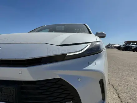 Toyota Camry Elegance 2026 года за 16 690 000 тг. в Актобе – фото 4