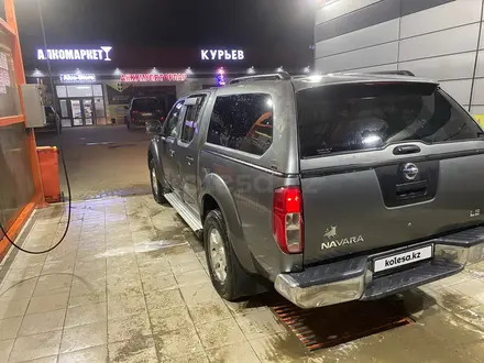 Nissan Navara 2008 года за 3 400 000 тг. в Атырау – фото 7