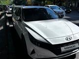 Hyundai Elantra 2023 годаүшін6 700 000 тг. в Алматы – фото 2