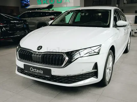 Skoda Octavia Essence 2026 года за 15 990 000 тг. в Алматы