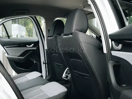 Skoda Octavia Essence 2026 года за 15 990 000 тг. в Алматы – фото 15