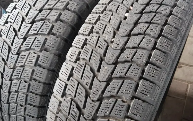 265.70.R16-пара зимней резины Dunlop Grandrek SJ6 за 80 000 тг. в Алматы