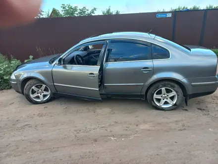 Volkswagen Passat 2004 года за 3 000 000 тг. в Павлодар – фото 5