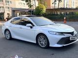 Toyota Camry 2017 года за 14 500 000 тг. в Алматы