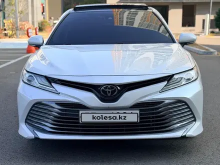 Toyota Camry 2017 года за 14 500 000 тг. в Алматы – фото 11