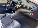 Toyota Camry 2017 года за 14 500 000 тг. в Алматы – фото 4