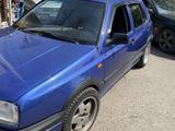 Volkswagen Golf 1994 года за 1 874 000 тг. в Алматы – фото 2