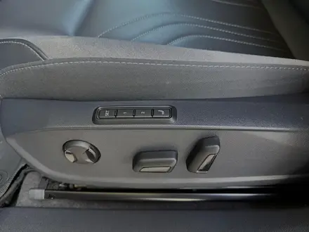 Volkswagen ID.4 2023 года за 9 490 000 тг. в Алматы – фото 13