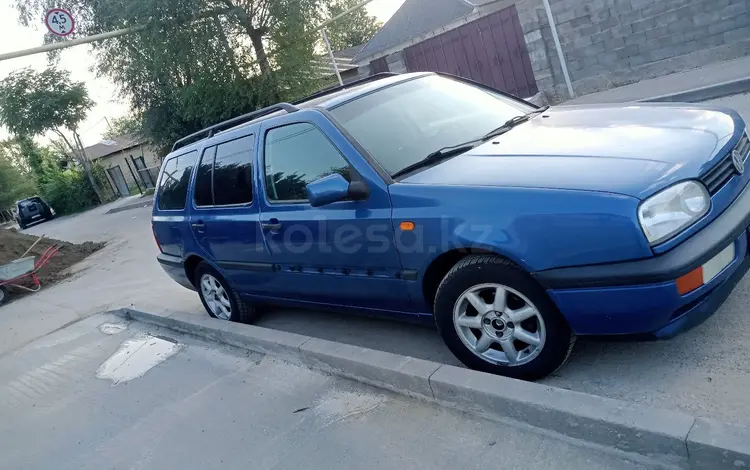 Volkswagen Golf 1996 годаүшін2 000 000 тг. в Алматы