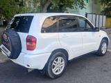 Toyota RAV4 2001 годаүшін4 200 000 тг. в Астана – фото 2