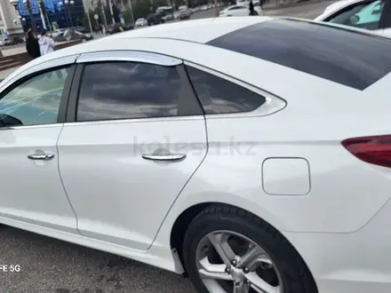 Hyundai Sonata 2019 года за 8 800 000 тг. в Шымкент – фото 20