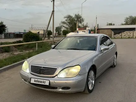 Mercedes-Benz S 320 2000 года за 2 700 000 тг. в Алматы – фото 5