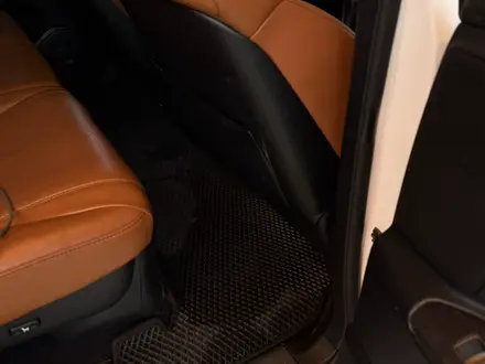 Lexus LX 570 2013 года за 25 500 000 тг. в Алматы – фото 4