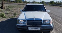 Mercedes-Benz E 200 1992 года за 1 600 000 тг. в Сатпаев – фото 2