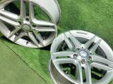 Оригинальный Два диска передний AMG Mercedes W204 7, 5J ET47 R17 за 60 000 тг. в Алматы – фото 2
