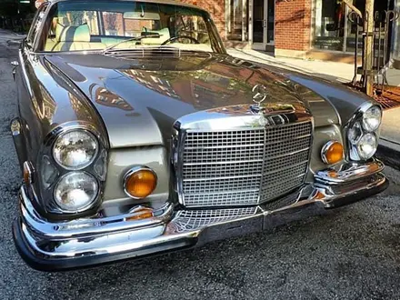 Mercedes-Benz S 280 1970 года за 32 300 000 тг. в Шымкент