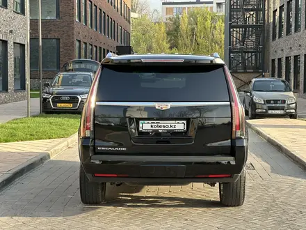 Cadillac Escalade 2019 года за 40 000 000 тг. в Алматы – фото 11