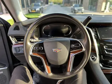 Cadillac Escalade 2019 года за 40 000 000 тг. в Алматы – фото 21