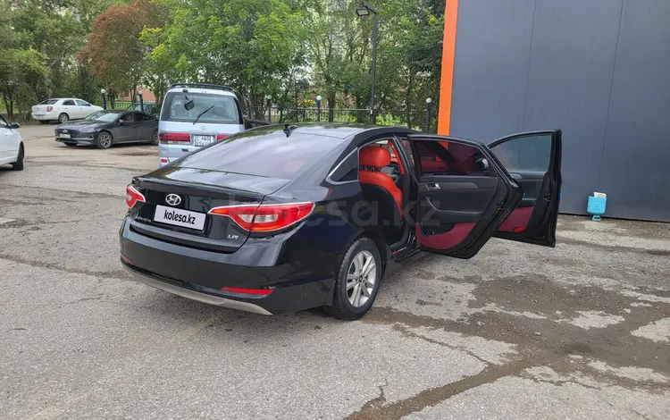 Hyundai Sonata 2015 года за 4 500 000 тг. в Астана