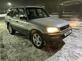 Toyota RAV4 1995 года за 2 950 000 тг. в Талдыкорган – фото 2