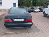 Mercedes-Benz E 280 2001 годаүшін3 600 000 тг. в Караганда – фото 3