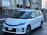 Toyota Estima 2013 года за 7 200 000 тг. в Алматы – фото 2