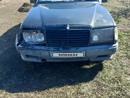 Mercedes-Benz E 260 1990 года за 600 000 тг. в Петропавловск