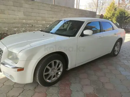 Chrysler 300C 2009 года за 6 000 000 тг. в Алматы – фото 3