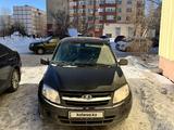 ВАЗ (Lada) Granta 2190 2014 годаүшін2 100 000 тг. в Астана