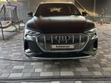 Audi Q5 e-tron 2022 года за 45 000 000 тг. в Алматы – фото 2